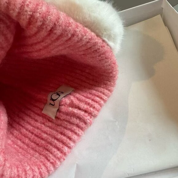 UGG knitted hat main image 6